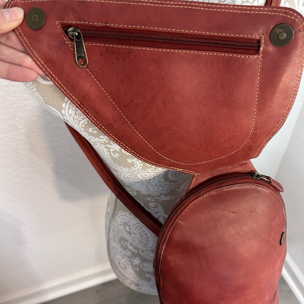 Chaos Leather Collection Backpack Shoulder Bag - Picture 7 of 16